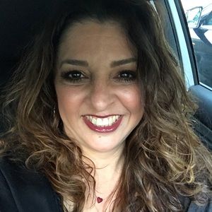 Meet your Posher, Nicole